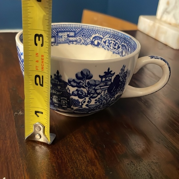Blue Willow Antique Tea Cups Set of 6 - Picture 14 of 14